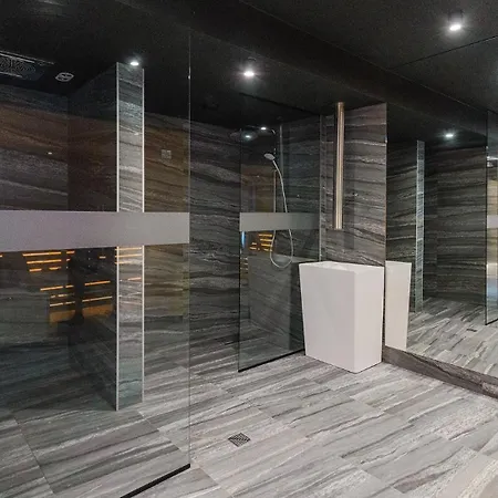 Kasprowicza -basen, Parking, Bawialnia, Silownia W Cenie -holiday Appartamento