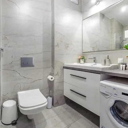 Kasprowicza -basen, Parking, Bawialnia, Silownia W Cenie -holiday Appartamento